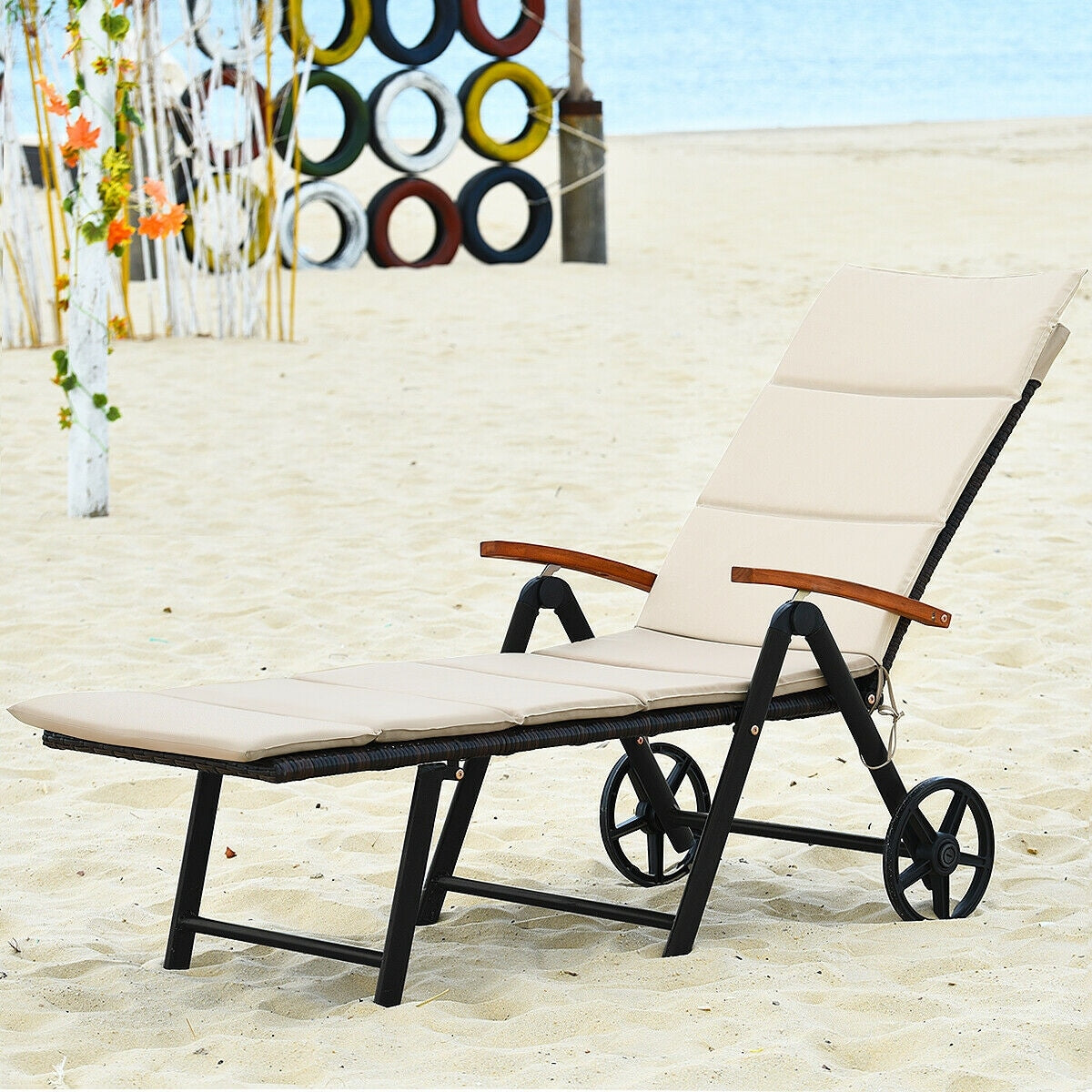 Outdoor Chaise Lounge Chair Rattan Recliner Chair - Bestoutdor